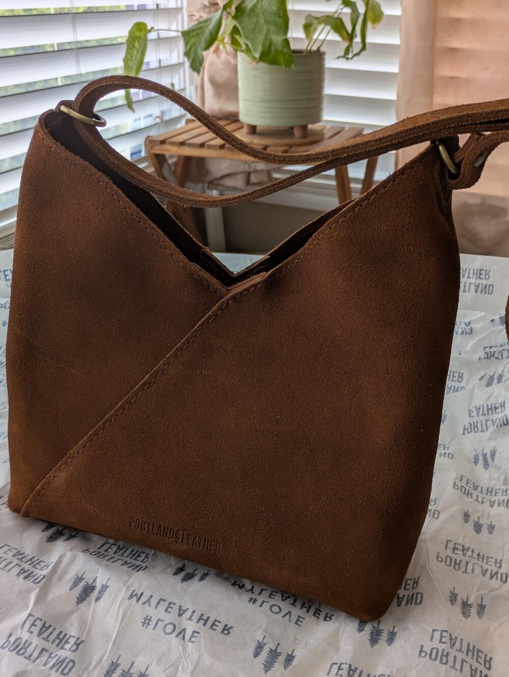 Portland Leather Small Naomi In Jackson Suede Shoulder Bag - Picture 1 of 4